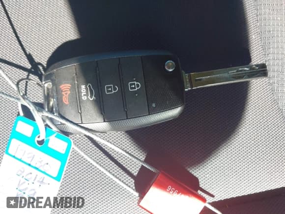 ✅ 2014 Kia Rio LX • VIN: KNADM5A32E6346404 • Лот: 43435484. Опубликован ранее на IAAI с пробегом 83 698 миль. Бесплатный доступ к архиву аукционных продаж из США и подробный отчёт об истории автомобиля на DreamBid. Изображение 11.