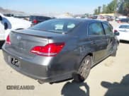 ✅ 2006 Toyota Avalon Limited • VIN: 4T1BK36B26U140464 • Lot: 43697963. Wystawiony na IAAI z przebiegiem 275 000 mil. Bezpłatny archiwum sprzedaży aukcyjnych z USA i szczegółowy raport historii pojazdu na DreamBid. Zdjęcie 4.