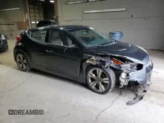 2012 Hyundai Veloster w/Red Int z VIN KMHTC6AD4CU053835, wystawiony jako Copart lot #82660695 z przebiegiem 176 036 mil mil oraz Szkoda całkowita • Salvage title. Historia ofert i sprzedaży dostępna na DreamBid. Obrazek 4.