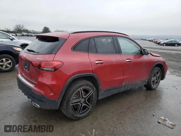 ✅ 2022 Mercedes-Benz GLA 250 • VIN: W1N4N4HB4NJ398646 • Lot: 68960942. Wystawiony na Copart z przebiegiem 16 323 mil. Bezpłatny archiwum sprzedaży aukcyjnych z USA i szczegółowy raport historii pojazdu na DreamBid. Zdjęcie 3.