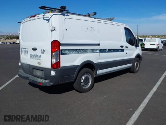 ✅ 2018 Ford Transit • VIN: 1FTYR1YGXJKA37398 • Лот: 42073096. Опубликован ранее на IAAI с пробегом 82 140 миль. Бесплатный доступ к архиву аукционных продаж из США и подробный отчёт об истории автомобиля на DreamBid. Изображение 4.