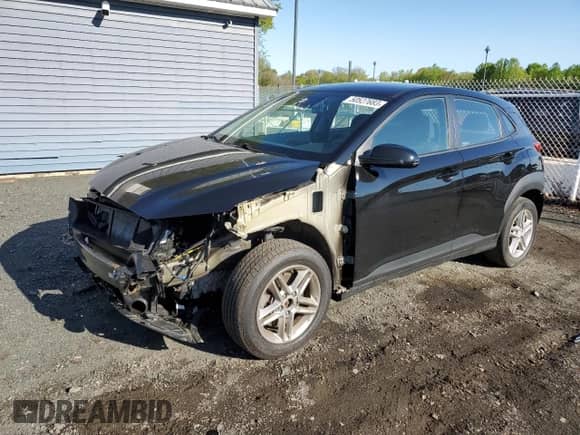 2019 Hyundai Kona SE z VIN KM8K1CAA4KU365304, wystawiony jako Copart lot #50527683 z przebiegiem 66 037 mil mil oraz . Historia ofert i sprzedaży dostępna na DreamBid. Obrazek 1.