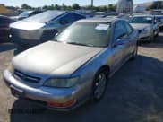 ✅ 1998 Acura CL Premium • VIN: 19UYA2256WL009251 • Lot: 43149141. Listed on IAAI with 176,424 mi. Free auction sales archive from the USA and detailed vehicle history report at DreamBid. Image 6.