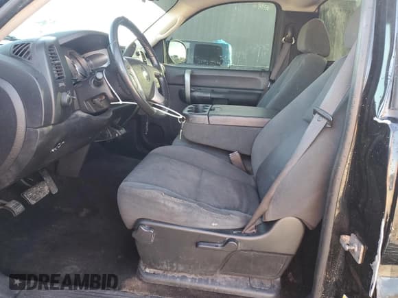 ✅ 2009 Chevrolet Silverado 1500 • VIN: 1GCEK24059Z143265 • Лот: 89331855. Опубликован ранее на Copart с пробегом 195 735 миль. Бесплатный доступ к архиву аукционных продаж из США и подробный отчёт об истории автомобиля на DreamBid. Изображение 7.