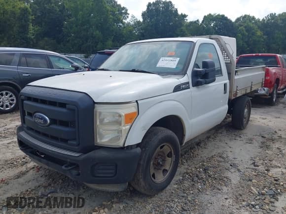 ✅ 2012 Ford F-250 XL • VIN: 1FDBF2A69CEA82979 • Lot: 42932809. Listed on IAAI with Not provided. Free auction sales archive from the USA and detailed vehicle history report at DreamBid. Image 6.
