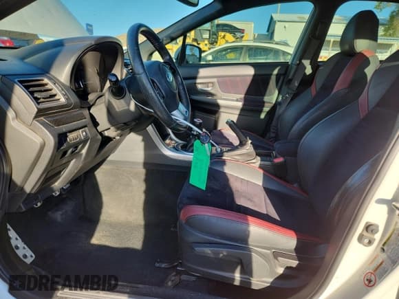 ✅ 2015 Subaru WRX STI • VIN: JF1VA2L60F9827859 • Лот: 71929655. Опубликован ранее на Copart с пробегом 123 397 миль. Бесплатный доступ к архиву аукционных продаж из США и подробный отчёт об истории автомобиля на DreamBid. Изображение 7.