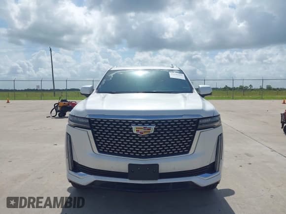 ✅ 2022 Cadillac Escalade ESV Premium Luxury • VIN: 1GYS4LKL3NR248004 • Lot: 42545925. Listed on IAAI with 28,637 mi. Free auction sales archive from the USA and detailed vehicle history report at DreamBid. Image 12.