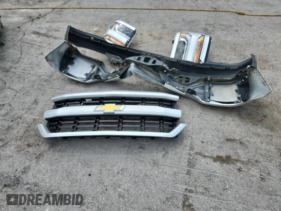 ✅ 2019 Chevrolet Silverado 1500 Custom • VIN: 2GCVKMEC6K1216131 • Lot: 67228955. Listed on Copart with 115,987 mi. Free auction sales archive from the USA and detailed vehicle history report at DreamBid. Image 12.