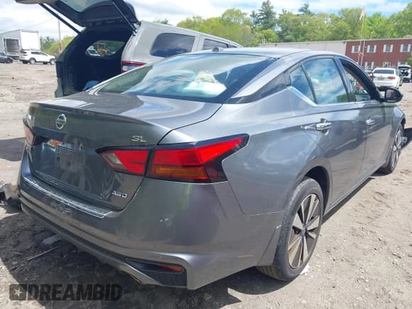 ✅ 2019 Nissan Altima SL • VIN: 1N4BL4EW0KC252942 • Lot: 42190219. Wystawiony na IAAI z przebiegiem 62 638 mil. Bezpłatny archiwum sprzedaży aukcyjnych z USA i szczegółowy raport historii pojazdu na DreamBid. Zdjęcie 4.