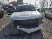 ✅ 2020 Chevrolet Silverado 1500 RST • VIN: 1GCRYEED8LZ350226 • Lot: 78065924. Wystawiony na Copart z przebiegiem Nie podano. Bezpłatny archiwum sprzedaży aukcyjnych z USA i szczegółowy raport historii pojazdu na DreamBid. Zdjęcie 5.