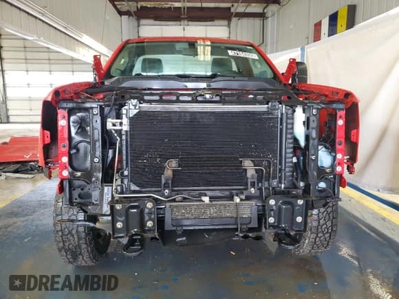 ✅ 2015 Chevrolet Silverado 2500HD Work Truck • VIN: 1GC0CUEG7FZ500942 • Lot: 47104335. Wystawiony na Copart z przebiegiem 204 850 mil. Bezpłatny archiwum sprzedaży aukcyjnych z USA i szczegółowy raport historii pojazdu na DreamBid. Zdjęcie 5.