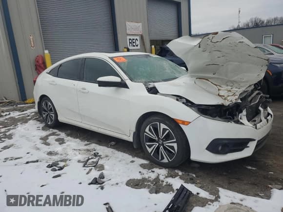 ✅ 2016 Honda Civic EX-L • VIN: 19XFC1F72GE020800 • Lot: 87601205. Wystawiony na Copart z przebiegiem Nie podano. Bezpłatny archiwum sprzedaży aukcyjnych z USA i szczegółowy raport historii pojazdu na DreamBid. Zdjęcie 4.