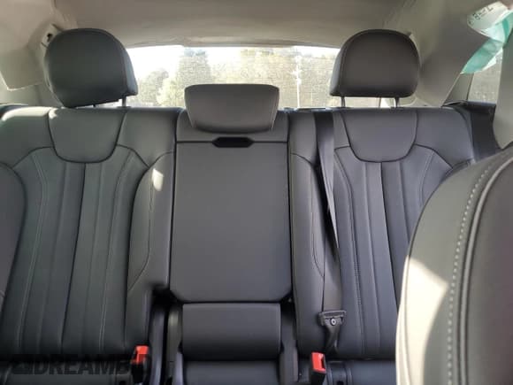 ✅ 2024 Audi Q5 S line Premium Plus • VIN: WA1EAAFY5R2129112 • Lot: 86159065. Wystawiony na Copart z przebiegiem 19 862 mil. Bezpłatny archiwum sprzedaży aukcyjnych z USA i szczegółowy raport historii pojazdu na DreamBid. Zdjęcie 10.