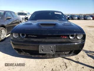 ✅ 2022 Dodge Challenger R/T Scat Pack Widebody • VIN: 2C3CDZFJ6NH164446 • Lot: 72323342. Wystawiony na Copart z przebiegiem 21 608 mil. Bezpłatny archiwum sprzedaży aukcyjnych z USA i szczegółowy raport historii pojazdu na DreamBid. Zdjęcie 5.