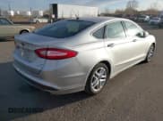 ✅ 2013 Ford Fusion SE • VIN: 3FA6P0HR7DR345997 • Lot: 43807724. Wystawiony na IAAI z przebiegiem 202 830 mil. Bezpłatny archiwum sprzedaży aukcyjnych z USA i szczegółowy raport historii pojazdu na DreamBid. Zdjęcie 4.
