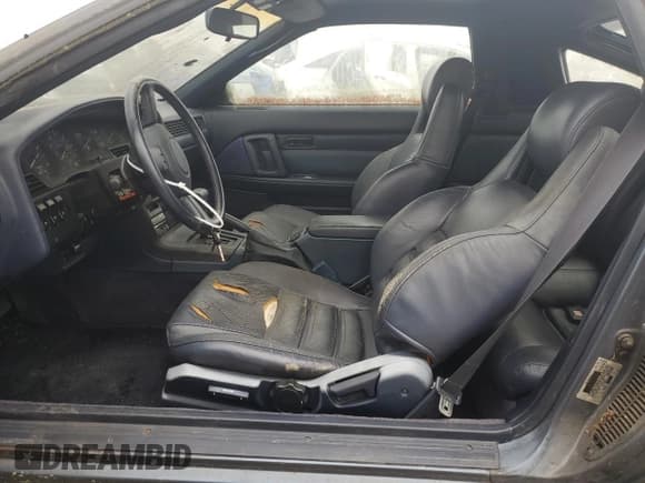 ✅ 1986 Toyota Supra • VIN: JT2MA70L5G0019616 • Lot: 85307554. Listed on Copart with 33,961 mi. Free auction sales archive from the USA and detailed vehicle history report at DreamBid. Image 7.