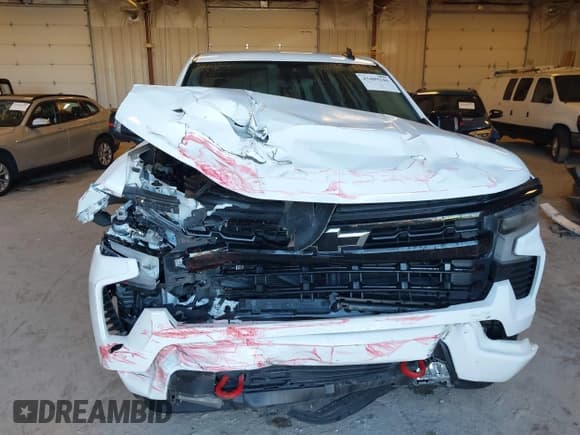 ✅ 2023 Chevrolet Silverado 1500 RST • VIN: 1GCUDEED3PZ204330 • Lot: 43409246. Listed on IAAI with 34,592 mi. Free auction sales archive from the USA and detailed vehicle history report at DreamBid. Image 6.