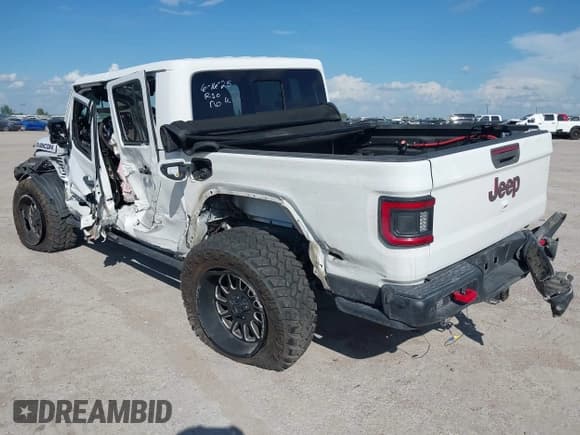 ✅ 2020 Jeep Gladiator Rubicon • VIN: 1C6JJTBG1LL186767 • Лот: 42605268. Опубликован ранее на IAAI с пробегом 106 448 миль. Бесплатный доступ к архиву аукционных продаж из США и подробный отчёт об истории автомобиля на DreamBid. Изображение 3.