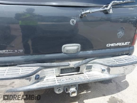 ✅ 2003 Chevrolet Tahoe LS • VIN: 1GNEC13T53R150900 • Lot: 39069588. Listed on IAAI with Not provided. Free auction sales archive from the USA and detailed vehicle history report at DreamBid. Image 6.