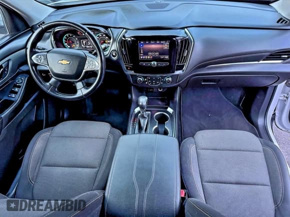 ✅ 2021 Chevrolet Traverse LT Cloth • VIN: 1GNERGKWXMJ233252 • Лот: 95809105. Опубликован ранее на Copart с пробегом 124 379 миль. Бесплатный доступ к архиву аукционных продаж из США и подробный отчёт об истории автомобиля на DreamBid. Изображение 9.