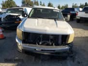 ✅ 2008 Chevrolet Silverado 2500HD LTZ • VIN: 1GCHK23638F210562 • Lot: 80521975. Wystawiony na Copart z przebiegiem 263 702 mil. Bezpłatny archiwum sprzedaży aukcyjnych z USA i szczegółowy raport historii pojazdu na DreamBid. Zdjęcie 5.