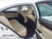 ✅ 2017 Lexus ES 350 • VIN: 58ABK1GG5HU072767 • Lot: 43506001. Wystawiony na IAAI z przebiegiem 76 809 mil. Bezpłatny archiwum sprzedaży aukcyjnych z USA i szczegółowy raport historii pojazdu na DreamBid. Zdjęcie 8.