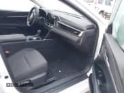 ✅ 2025 Toyota Camry SE • VIN: 4T1DAACK1SU154595 • Лот: 43839122. Опубликован ранее на IAAI с пробегом 15 480 миль. Бесплатный доступ к архиву аукционных продаж из США и подробный отчёт об истории автомобиля на DreamBid. Изображение 5.