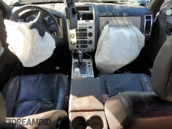 ✅ 2009 Mercury Mariner Premier • VIN: 4M2CU87789KJ18733 • Lot: 76346234. Wystawiony na Copart z przebiegiem Nie podano. Bezpłatny archiwum sprzedaży aukcyjnych z USA i szczegółowy raport historii pojazdu na DreamBid. Zdjęcie 8.