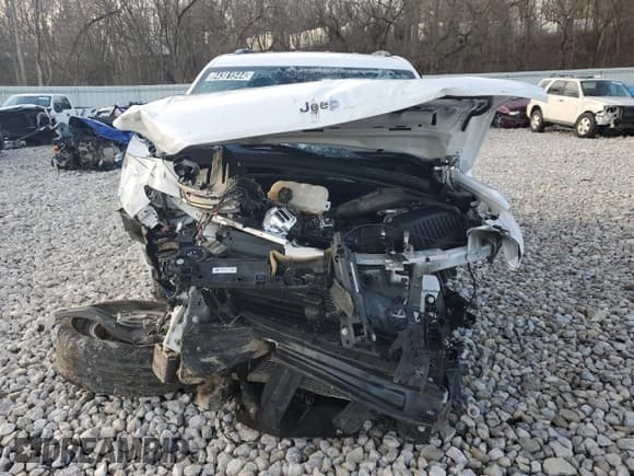 ✅ 2023 Jeep Grand Cherokee Altitude • VIN: 1C4RJGAG3PC535003 • Lot: 84381544. Listed on Copart with Not provided. Free auction sales archive from the USA and detailed vehicle history report at DreamBid. Image 5.