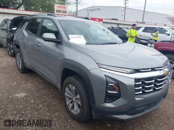 2025 Chevrolet Equinox FWD LT с VIN 3GNAXHEG4SL167463, выставлен на аукционе IAAI как лот 42494601 с пробегом 16 543 миль миль и . История ставок и продаж доступна на DreamBid. Изображение 1.