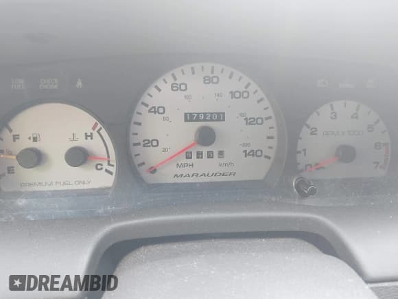 ✅ 2003 Mercury Marauder • VIN: 2MEHM75V63X634504 • Lot: 42755212. Wystawiony na IAAI z przebiegiem 179 201 mil. Bezpłatny archiwum sprzedaży aukcyjnych z USA i szczegółowy raport historii pojazdu na DreamBid. Zdjęcie 7.