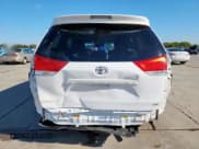 ✅ 2012 Toyota Sienna LE • VIN: 5TDKK3DC3CS256790 • Лот: 81681175. Опубликован ранее на Copart с пробегом 172 149 миль. Бесплатный доступ к архиву аукционных продаж из США и подробный отчёт об истории автомобиля на DreamBid. Изображение 6.