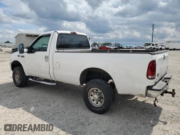✅ 2002 Ford F-350 XL • VIN: 1FTSF31L42EA65313 • Lot: 74520824. Listed on Copart with 155,237 mi. Free auction sales archive from the USA and detailed vehicle history report at DreamBid. Image 2.