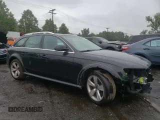 ✅ 2013 Audi allroad A4 Premium • VIN: WA19FAFL6DA183136 • Лот: 64840834. Опубликован ранее на Copart с пробегом 126 106 миль. Бесплатный доступ к архиву аукционных продаж из США и подробный отчёт об истории автомобиля на DreamBid. Изображение 4.