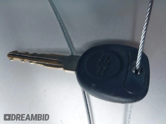 ✅ 2004 Chevrolet Impala • VIN: 2G1WF52E249269720 • Lot: 43307019. Listed on IAAI with 226,753 mi. Free auction sales archive from the USA and detailed vehicle history report at DreamBid. Image 11.