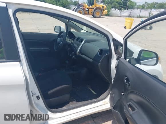 ✅ 2014 Nissan Note S Plus • VIN: 3N1CE2CP9EL402843 • Лот: 42590950. Опубликован ранее на IAAI с пробегом 107 465 миль. Бесплатный доступ к архиву аукционных продаж из США и подробный отчёт об истории автомобиля на DreamBid. Изображение 5.