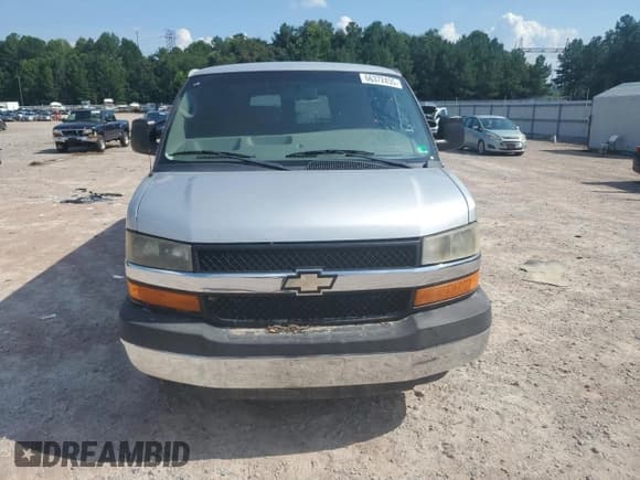 ✅ 2014 Chevrolet Express Passenger LT • VIN: 1GAZG1FGXE1177758 • Lot: 66372455. Wystawiony na Copart z przebiegiem 66 698 mil. Bezpłatny archiwum sprzedaży aukcyjnych z USA i szczegółowy raport historii pojazdu na DreamBid. Zdjęcie 5.