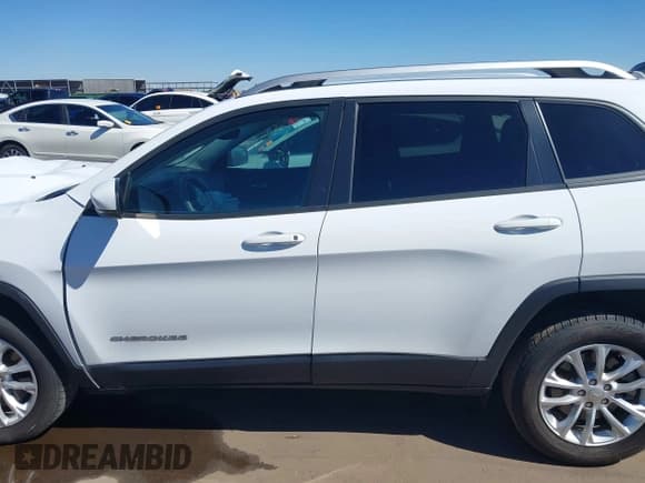 ✅ 2021 Jeep Cherokee Latitude • VIN: 1C4PJMCB2MD172223 • Лот: 43389402. Опубликован ранее на IAAI с пробегом 62 609 миль. Бесплатный доступ к архиву аукционных продаж из США и подробный отчёт об истории автомобиля на DreamBid. Изображение 14.