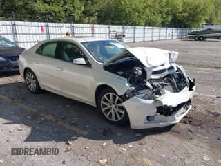 2013 Chevrolet Malibu LT z VIN 1G11E5SA8DF341943, wystawiony jako IAAI lot #43348825 z przebiegiem Nie podano mil oraz . Historia ofert i sprzedaży dostępna na DreamBid. Obrazek 1.