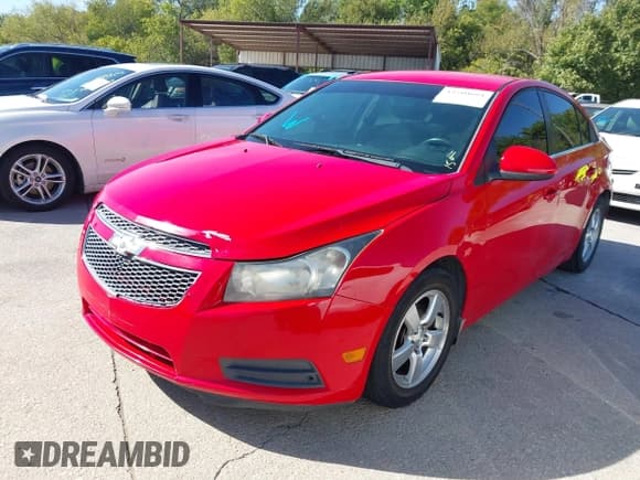 ✅ 2014 Chevrolet Cruze 1LT • VIN: 1G1PC5SB5E7174994 • Лот: 43580694. Опубликован ранее на IAAI с пробегом 189 071 миль. Бесплатный доступ к архиву аукционных продаж из США и подробный отчёт об истории автомобиля на DreamBid. Изображение 2.