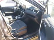 ✅ 2021 Toyota RAV4 Hybrid XSE • VIN: 4T3E6RFV1MU032243 • Lot: 43552146. Listed on IAAI with 51,854 mi. Free auction sales archive from the USA and detailed vehicle history report at DreamBid. Image 5.