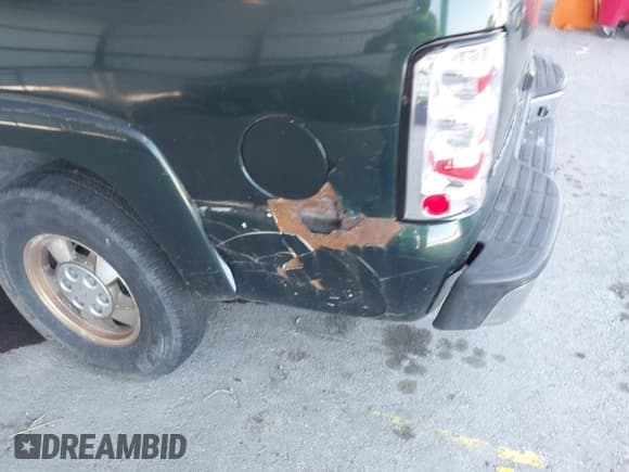 ✅ 2002 Chevrolet Suburban LT • VIN: 3GNFK16Z12G298631 • Лот: 43317171. Опубликован ранее на IAAI с пробегом Не указан. Бесплатный доступ к архиву аукционных продаж из США и подробный отчёт об истории автомобиля на DreamBid. Изображение 11.