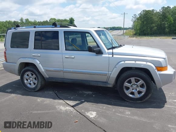 ✅ 2006 Jeep Commander Limited • VIN: 1J8HG58N26C244468 • Lot: 42192310. Listed on IAAI with 214,892 mi. Free auction sales archive from the USA and detailed vehicle history report at DreamBid. Image 14.