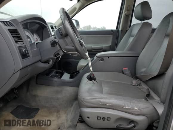 2006 Dodge Dakota Laramie with VIN 1D7HE58N06S641184, listed as a Copart auction lot 43596945 with 173,809 mi miles and Salvage title. Bid and sale history available at DreamBid. Image 7.