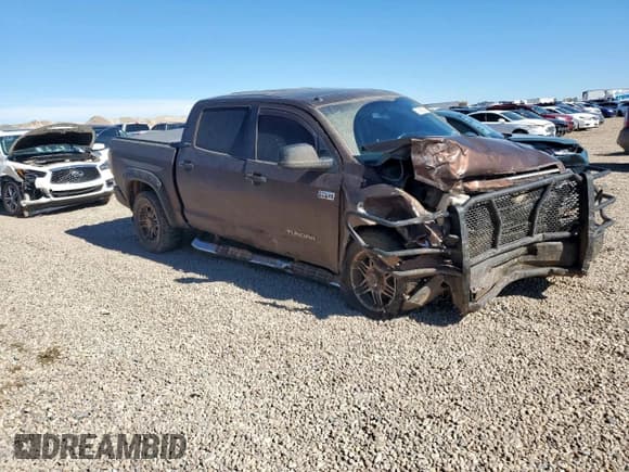 ✅ 2014 Toyota Tundra Limited • VIN: 5TFHW5F18EX355690 • Lot: 90403275. Wystawiony na Copart z przebiegiem 281 538 mil. Bezpłatny archiwum sprzedaży aukcyjnych z USA i szczegółowy raport historii pojazdu na DreamBid. Zdjęcie 4.