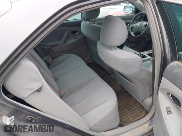 ✅ 2011 Toyota Camry LE • VIN: 4T1BF3EK1BU228339 • Лот: 43220128. Опубликован ранее на IAAI с пробегом 185 799 миль. Бесплатный доступ к архиву аукционных продаж из США и подробный отчёт об истории автомобиля на DreamBid. Изображение 8.