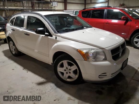 ✅ 2008 Dodge Caliber SXT • VIN: 1B3HB48B38D654958 • Лот: 43612625. Опубликован ранее на Copart с пробегом 116 576 миль. Бесплатный доступ к архиву аукционных продаж из США и подробный отчёт об истории автомобиля на DreamBid. Изображение 4.