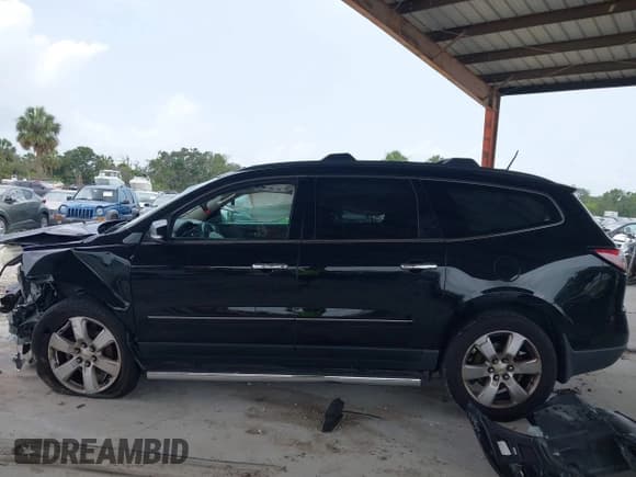 ✅ 2016 Chevrolet Traverse LTZ • VIN: 1GNKRJKD7GJ222339 • Lot: 42415735. Wystawiony na IAAI z przebiegiem 130 183 mil. Bezpłatny archiwum sprzedaży aukcyjnych z USA i szczegółowy raport historii pojazdu na DreamBid. Zdjęcie 15.