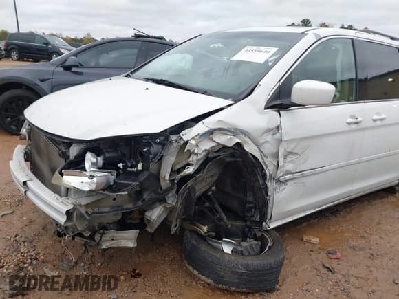 ✅ 2009 Honda Odyssey EX-L • VIN: 5FNRL38759B011690 • Lot: 43559640. Wystawiony na IAAI z przebiegiem 292 247 mil. Bezpłatny archiwum sprzedaży aukcyjnych z USA i szczegółowy raport historii pojazdu na DreamBid. Zdjęcie 6.