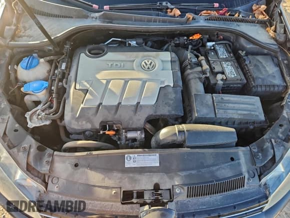 ✅ 2011 Volkswagen Jetta TDI • VIN: 3VWPL7AJ1BM715260 • Lot: 96303205. Listed on Copart with 112,352 mi. Free auction sales archive from the USA and detailed vehicle history report at DreamBid. Image 11.